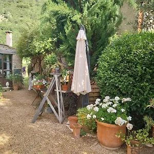 L'olivier Sur La Place Bed & Breakfast La Rochegiron