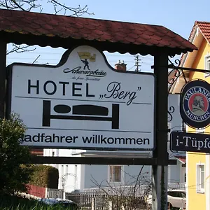 Berg Hotel Hochstadt an der Donau