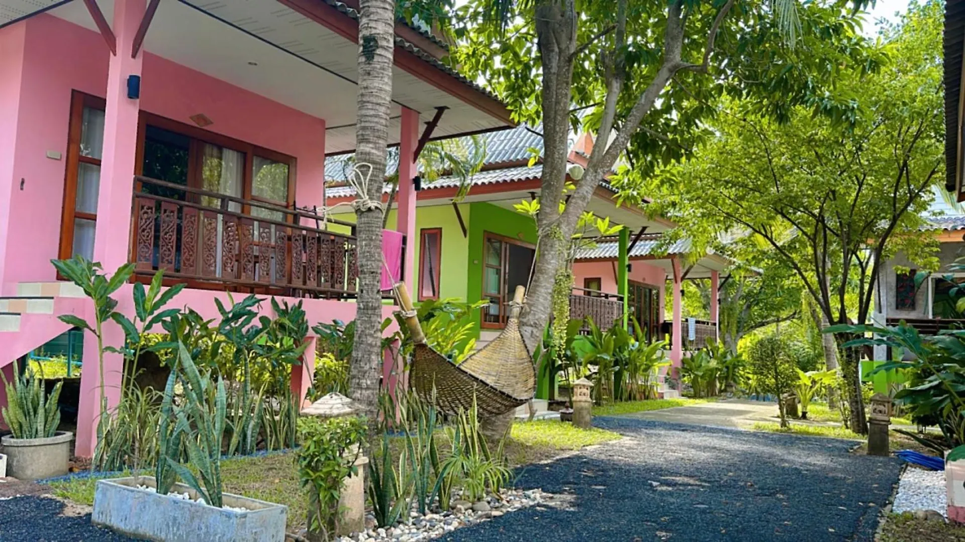 Pinky Bungalow Resort & Villa - Sha Extra Plus Ko Lanta