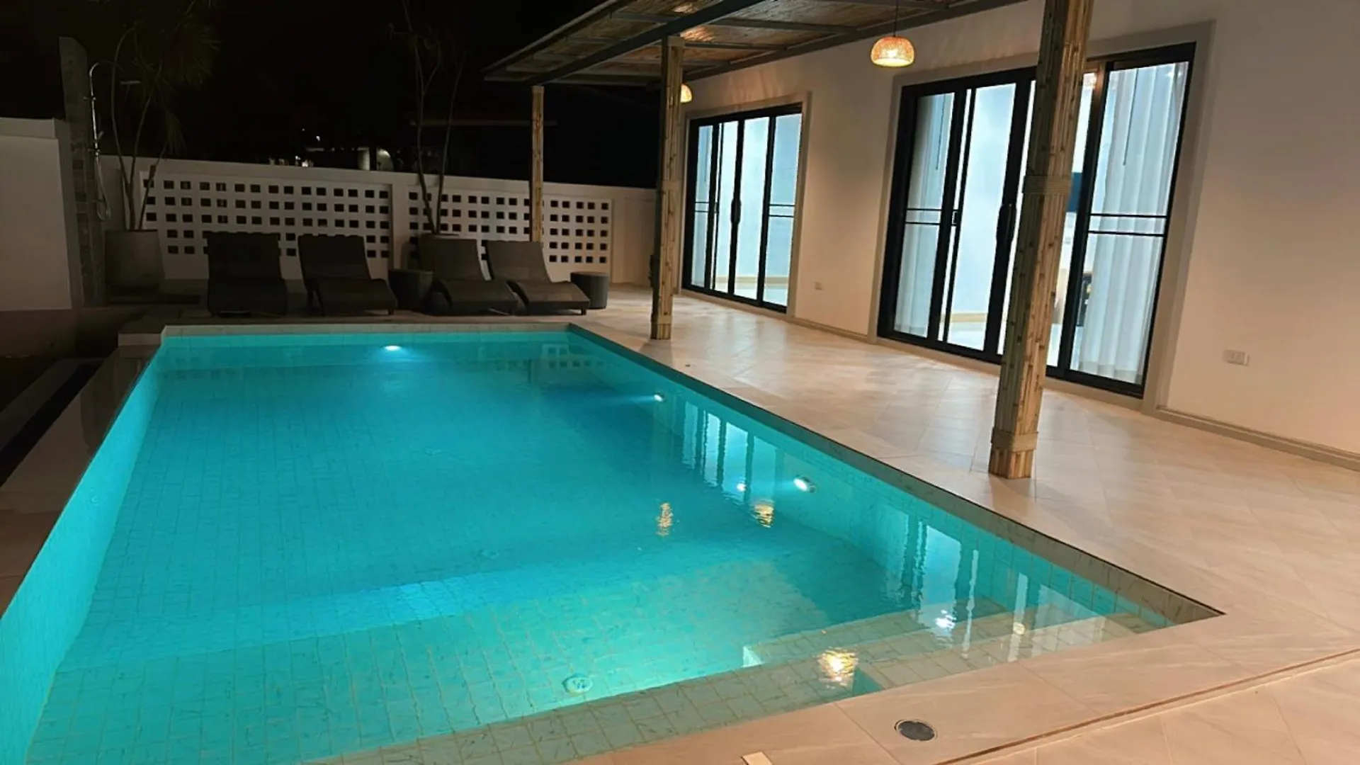 Pinky Bungalow Resort & Villa - Sha Extra Plus Ko Lanta 4*,  Thailand